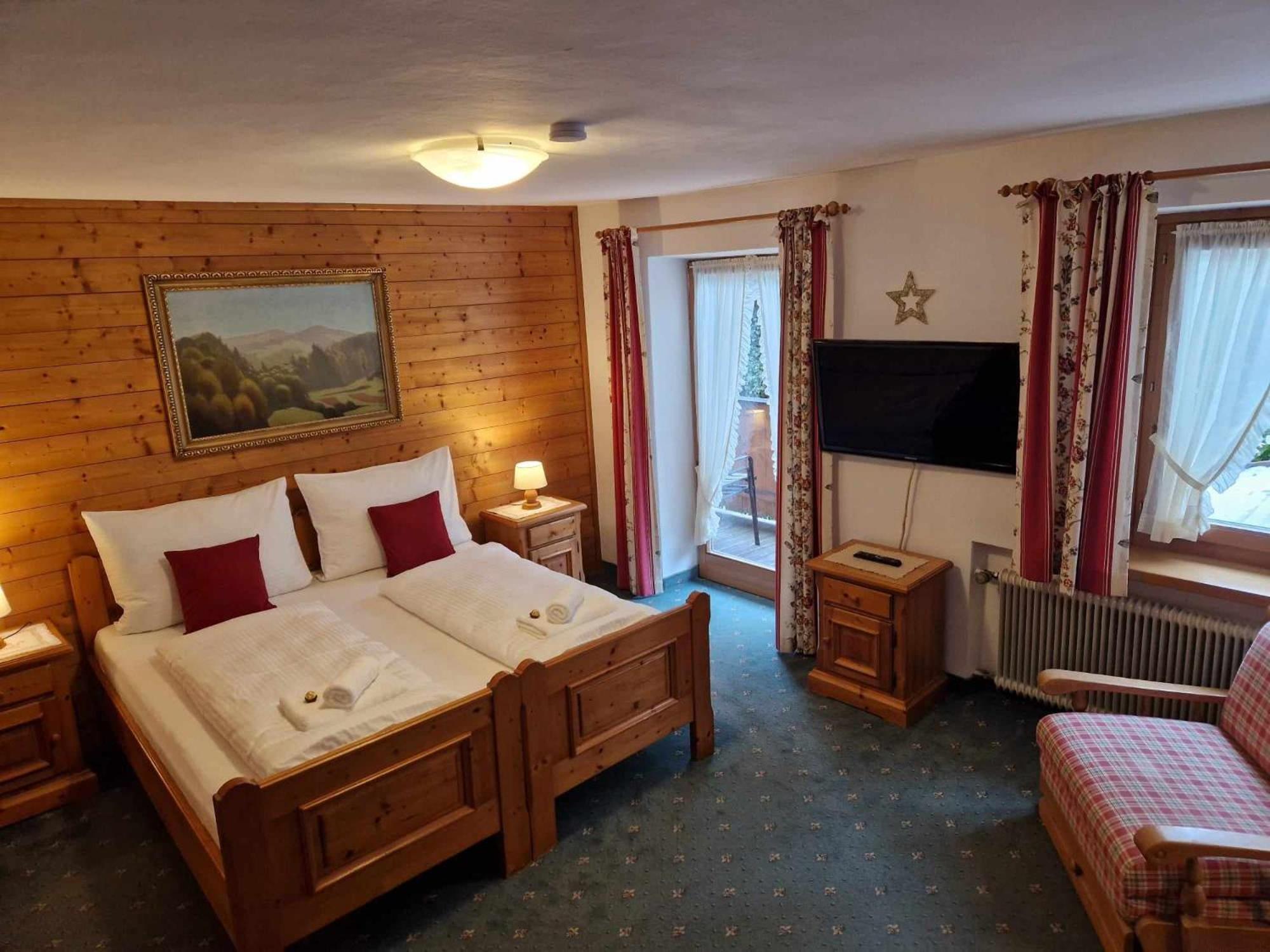 Pension Alpenrose Kitzbühel Buitenkant foto
